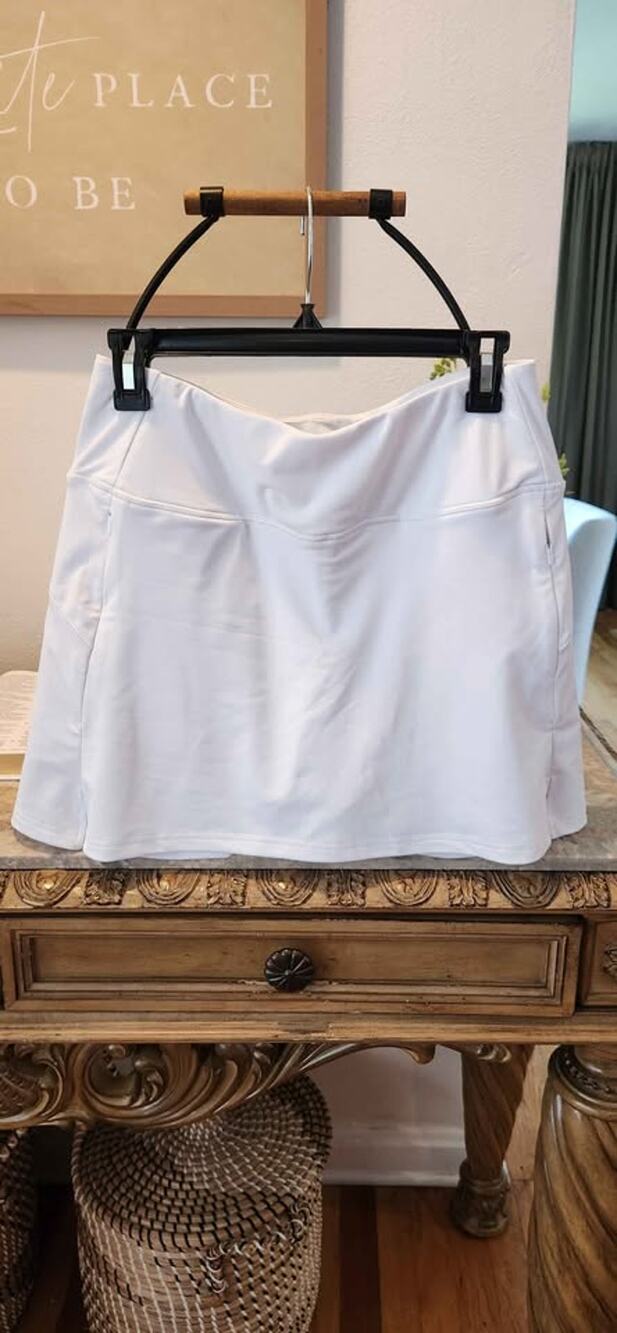 Smith & Quinn Golf Skort Size M